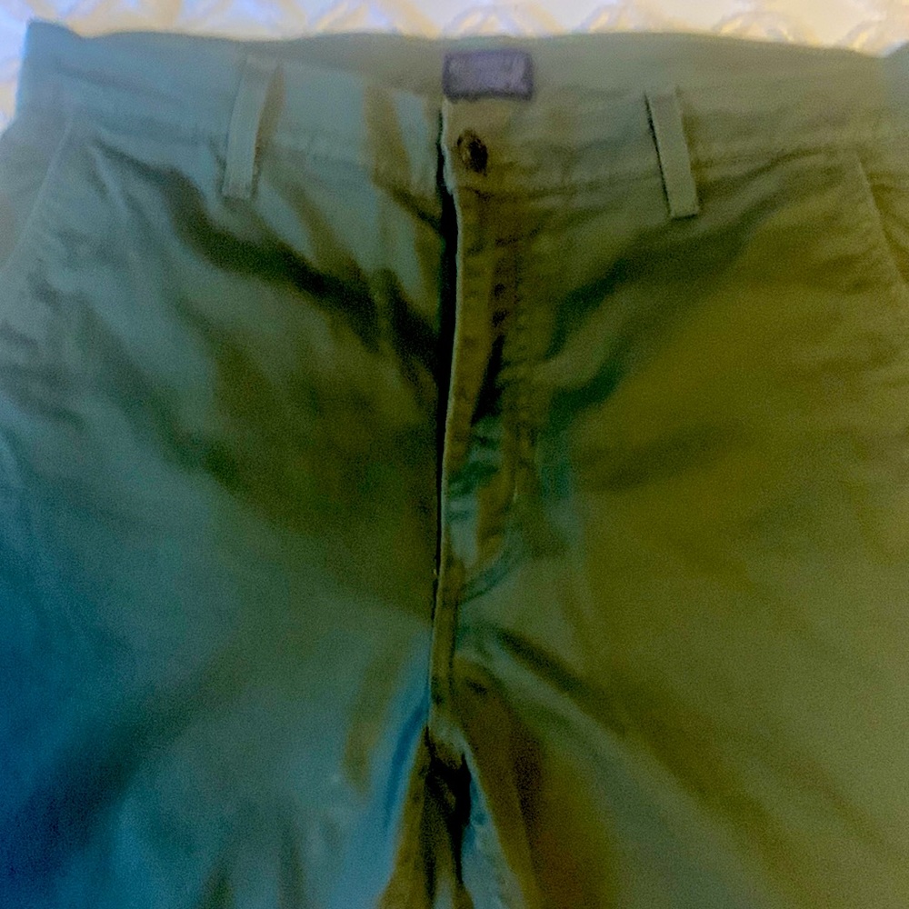 Men’s Army green, 34 X 30 slim straight jeans.